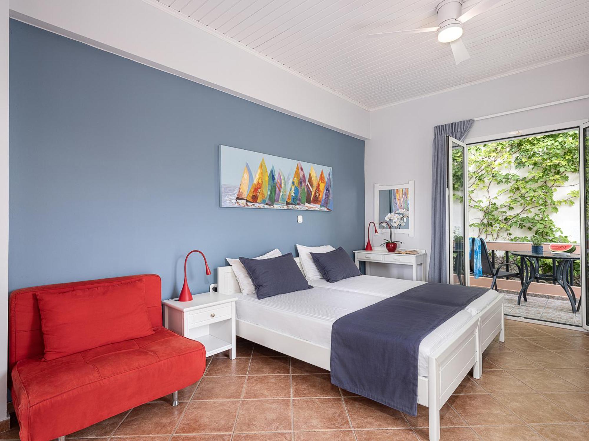 Elena Seafront Luxury Apartments Almirida Rum bild