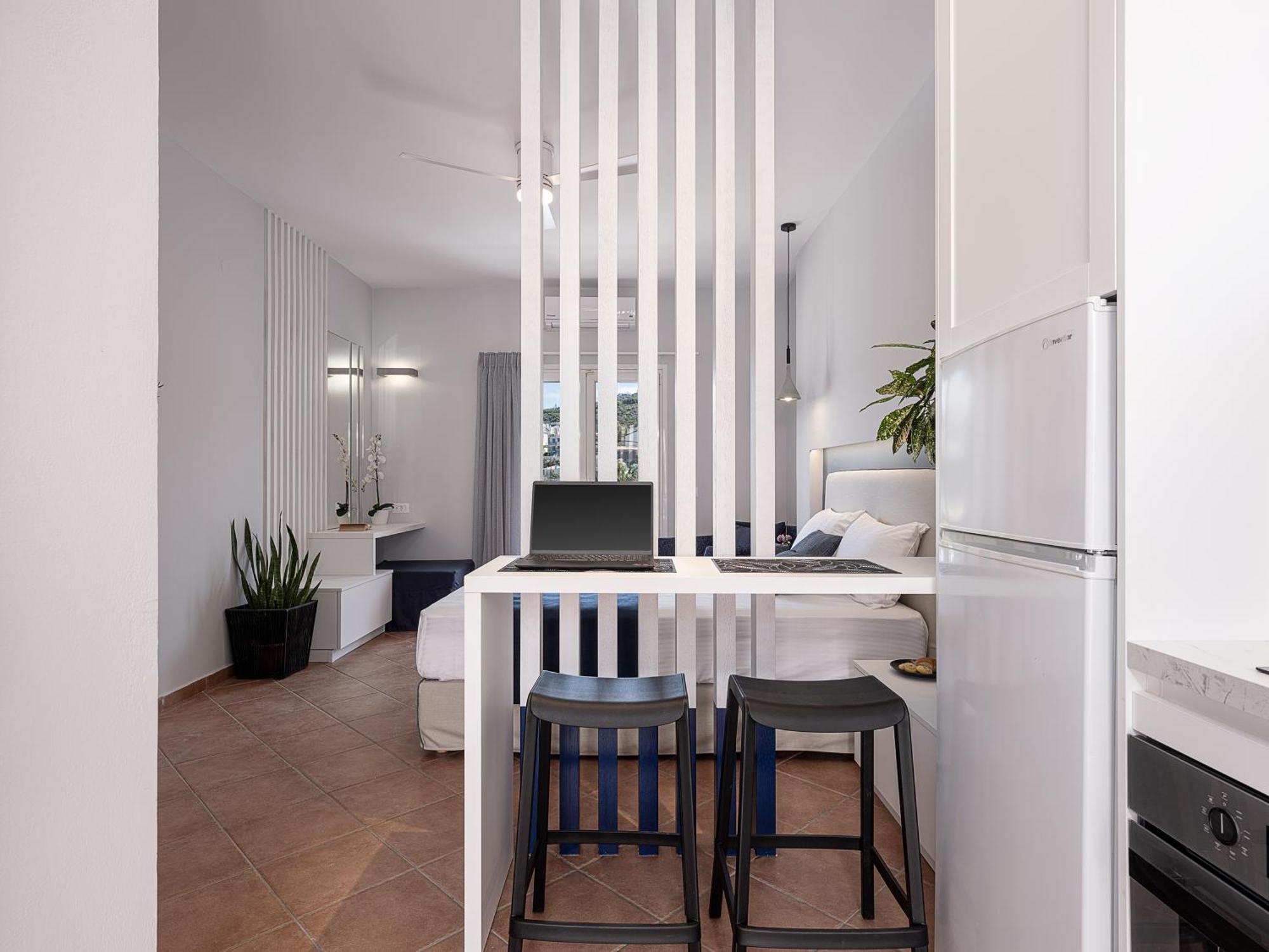 Elena Seafront Luxury Apartments Almirida Exteriör bild