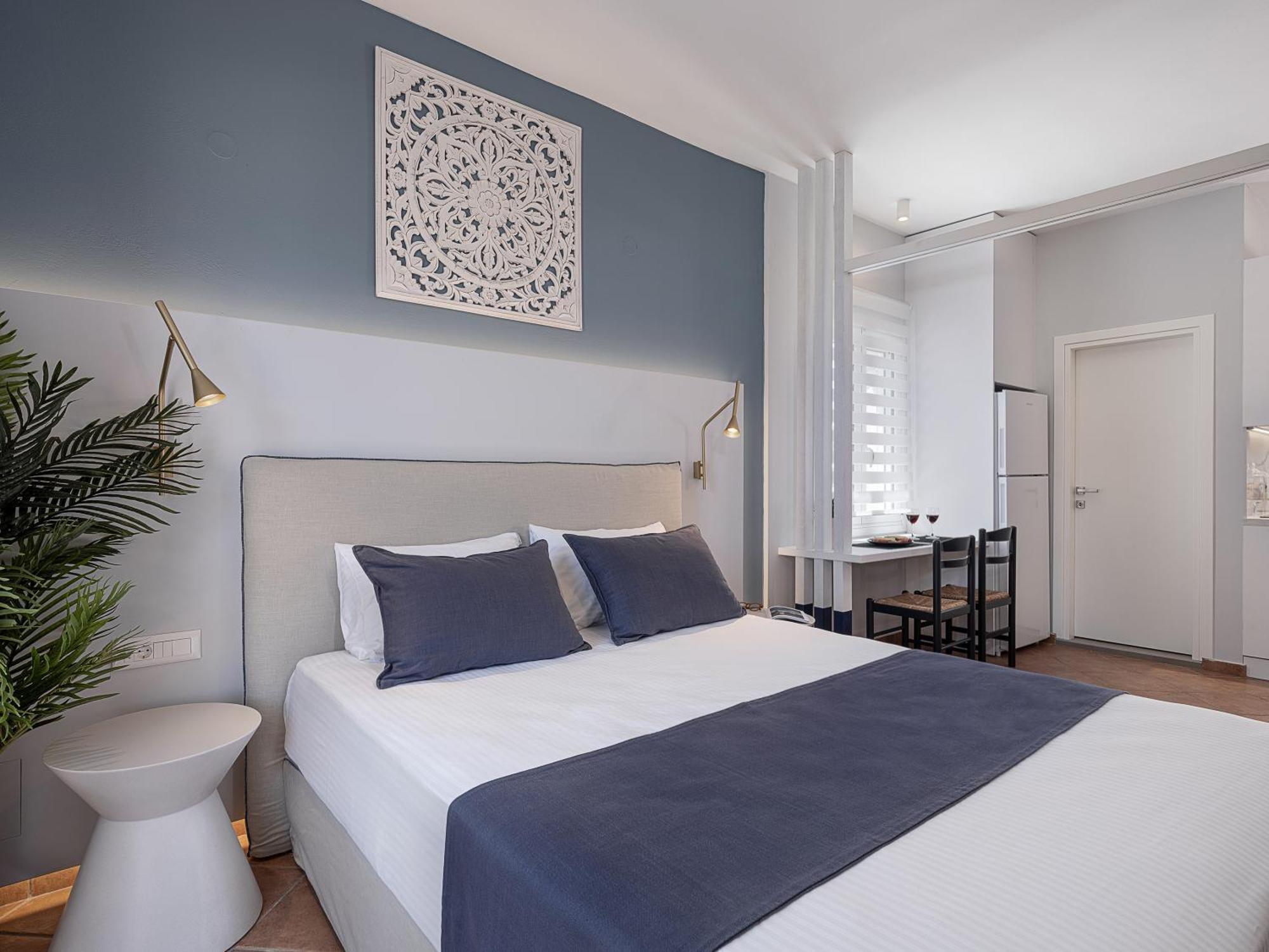 Elena Seafront Luxury Apartments Almirida Exteriör bild