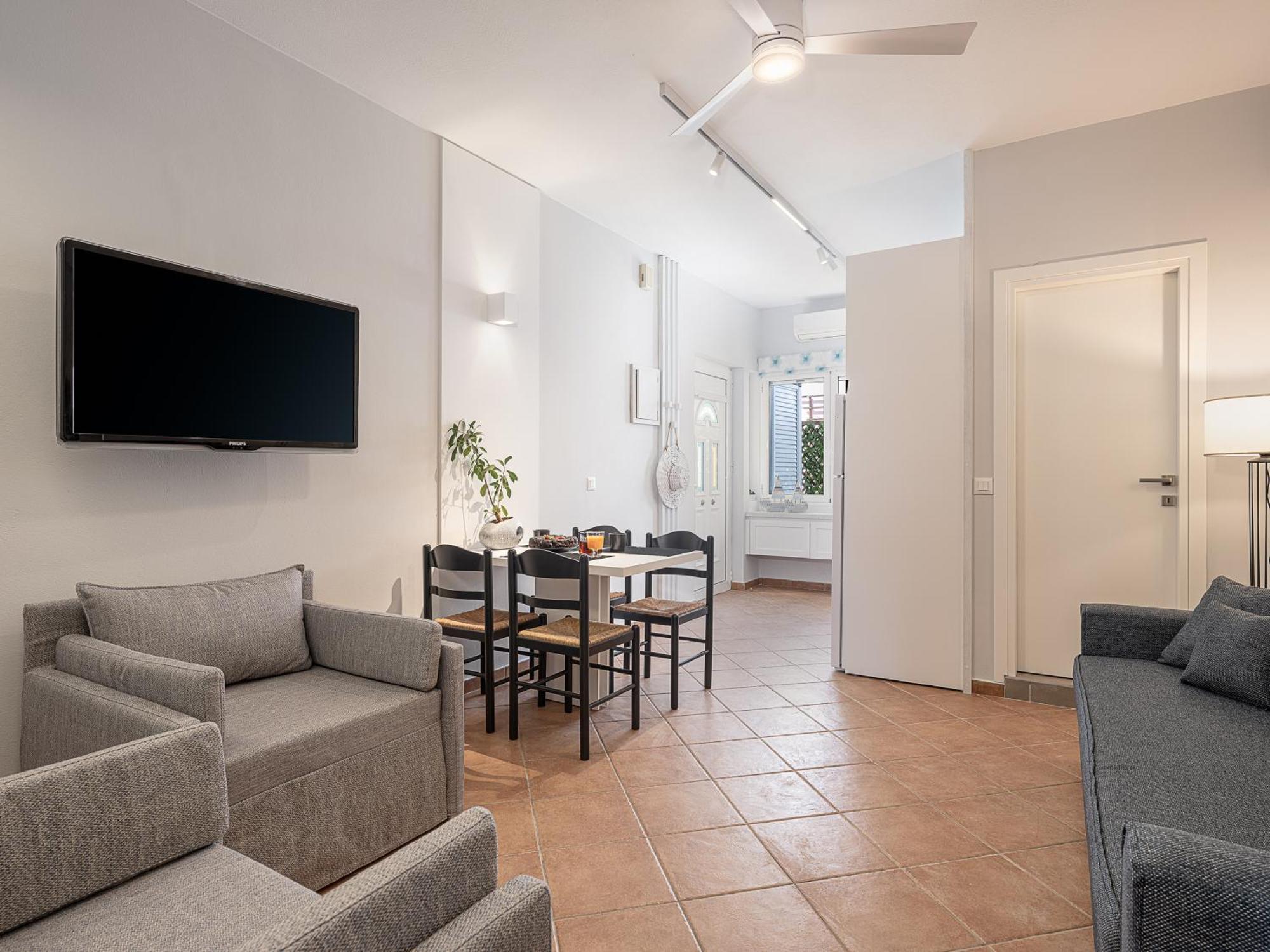 Elena Seafront Luxury Apartments Almirida Rum bild