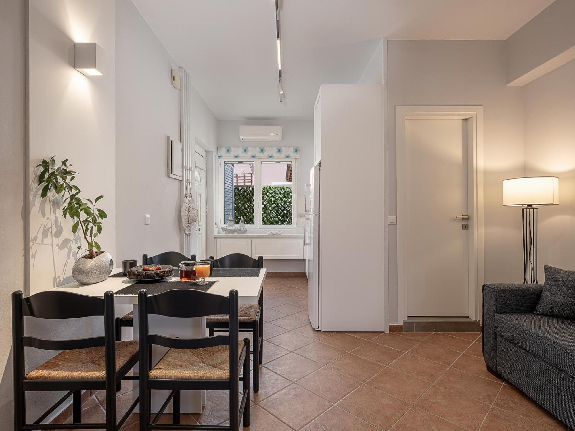 Elena Seafront Luxury Apartments Almirida Exteriör bild