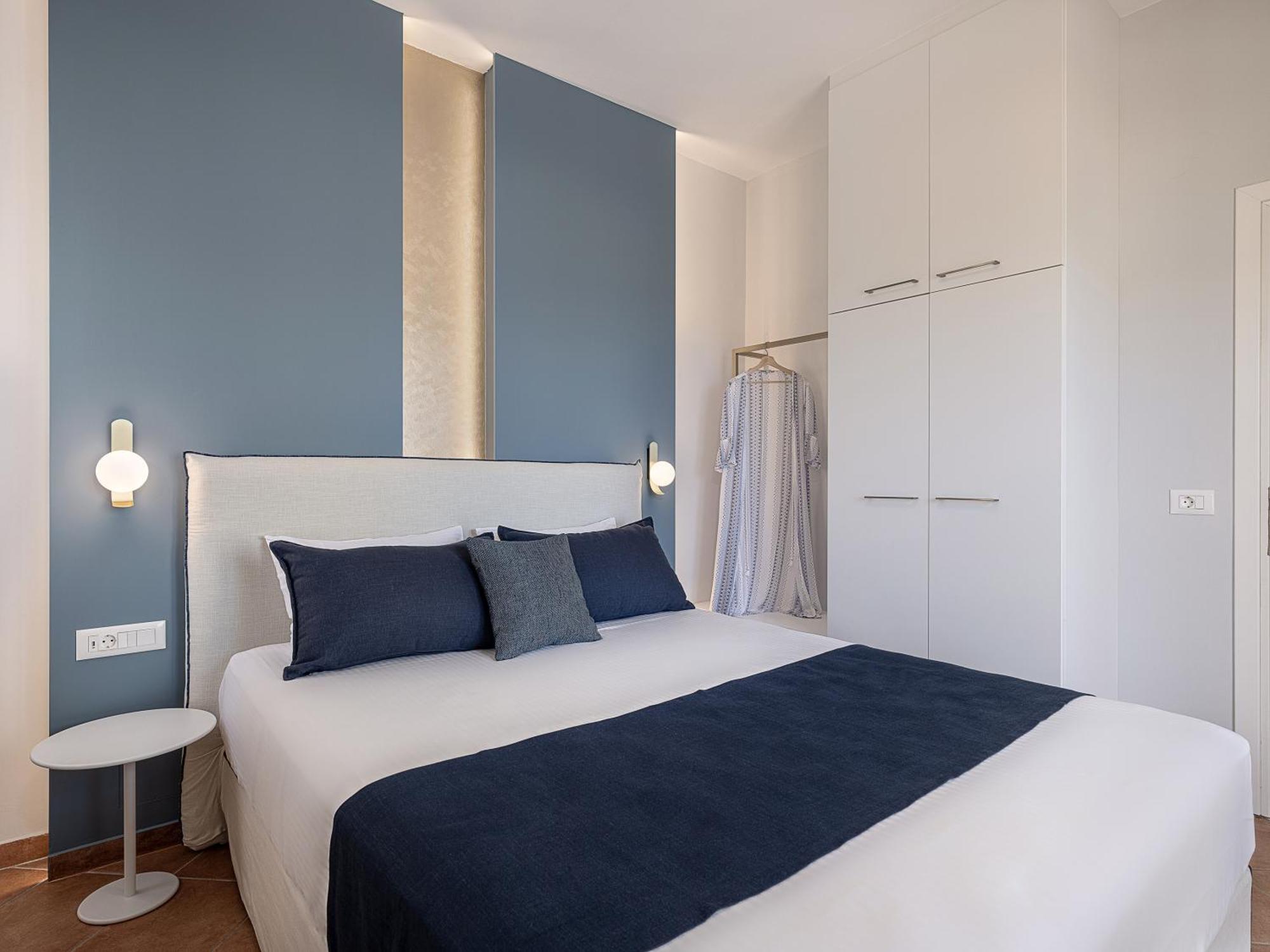 Elena Seafront Luxury Apartments Almirida Exteriör bild