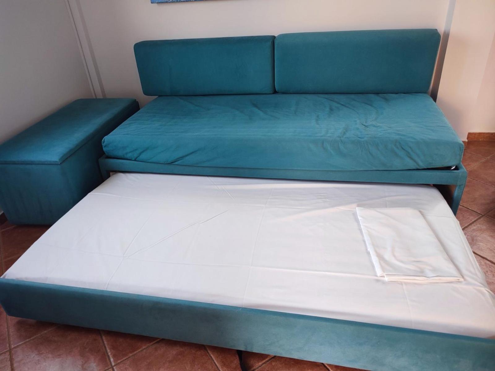 Elena Seafront Luxury Apartments Almirida Exteriör bild