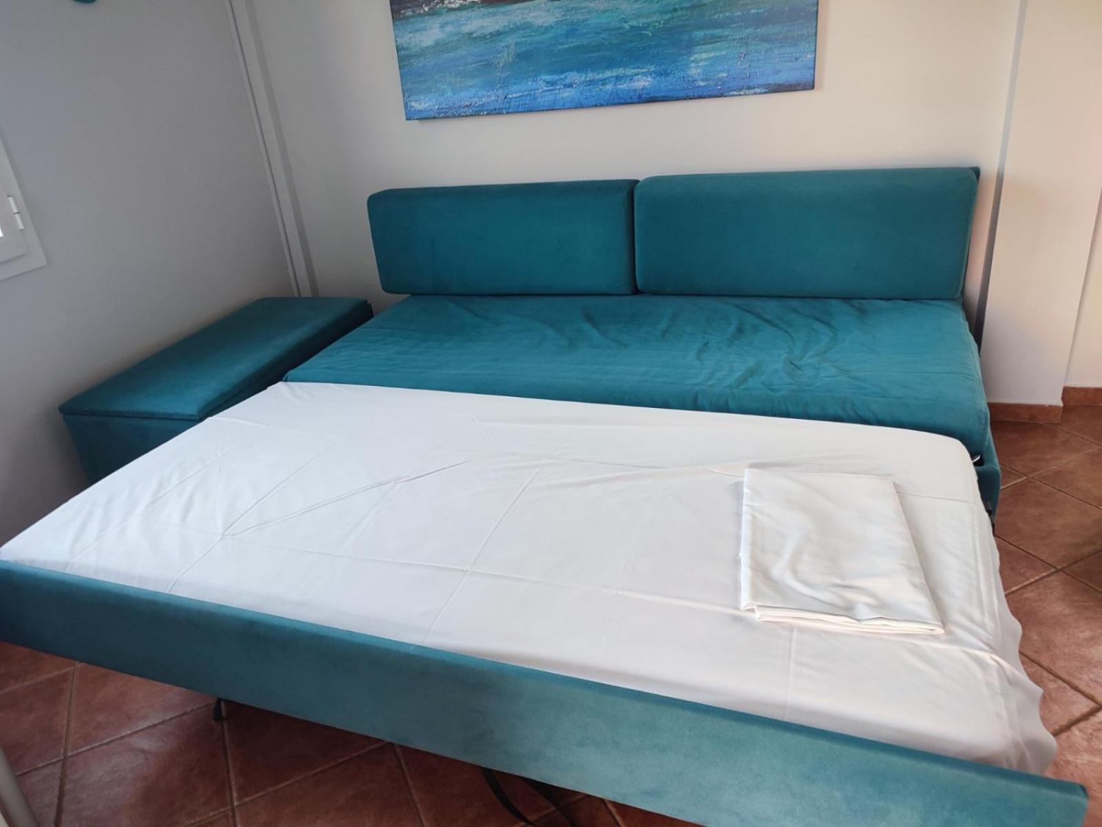 Elena Seafront Luxury Apartments Almirida Exteriör bild